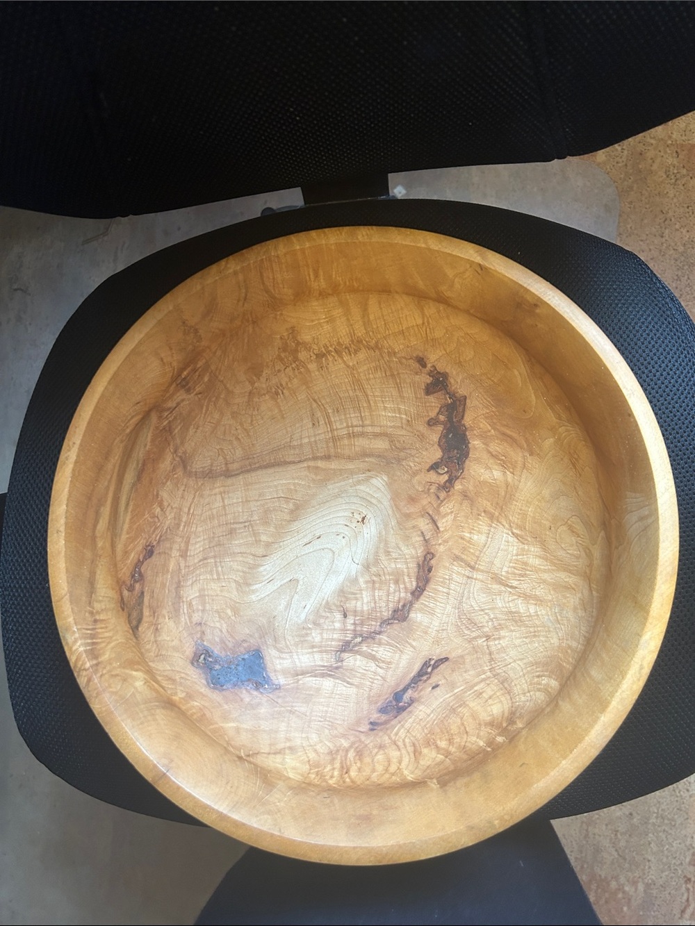 Hand Crafted Natural Wood Grain Serving Bowl - Honey Brown